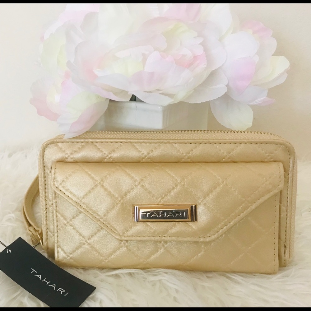 🆕 Tahari wristlet; ladies wallet; clutch handbag